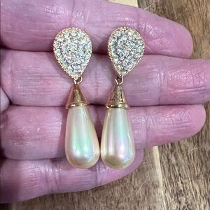 Vtg Roman Pearl Drop Earrings